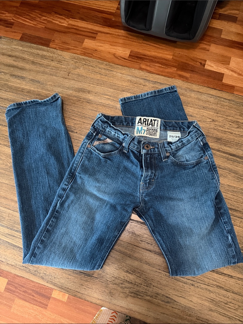 Ariat Men’s Medium Blue Slim Straight Jeans